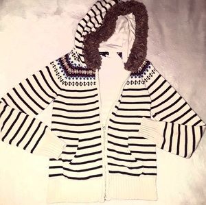 Gap kids thick warm sweater fur trim hood EUC